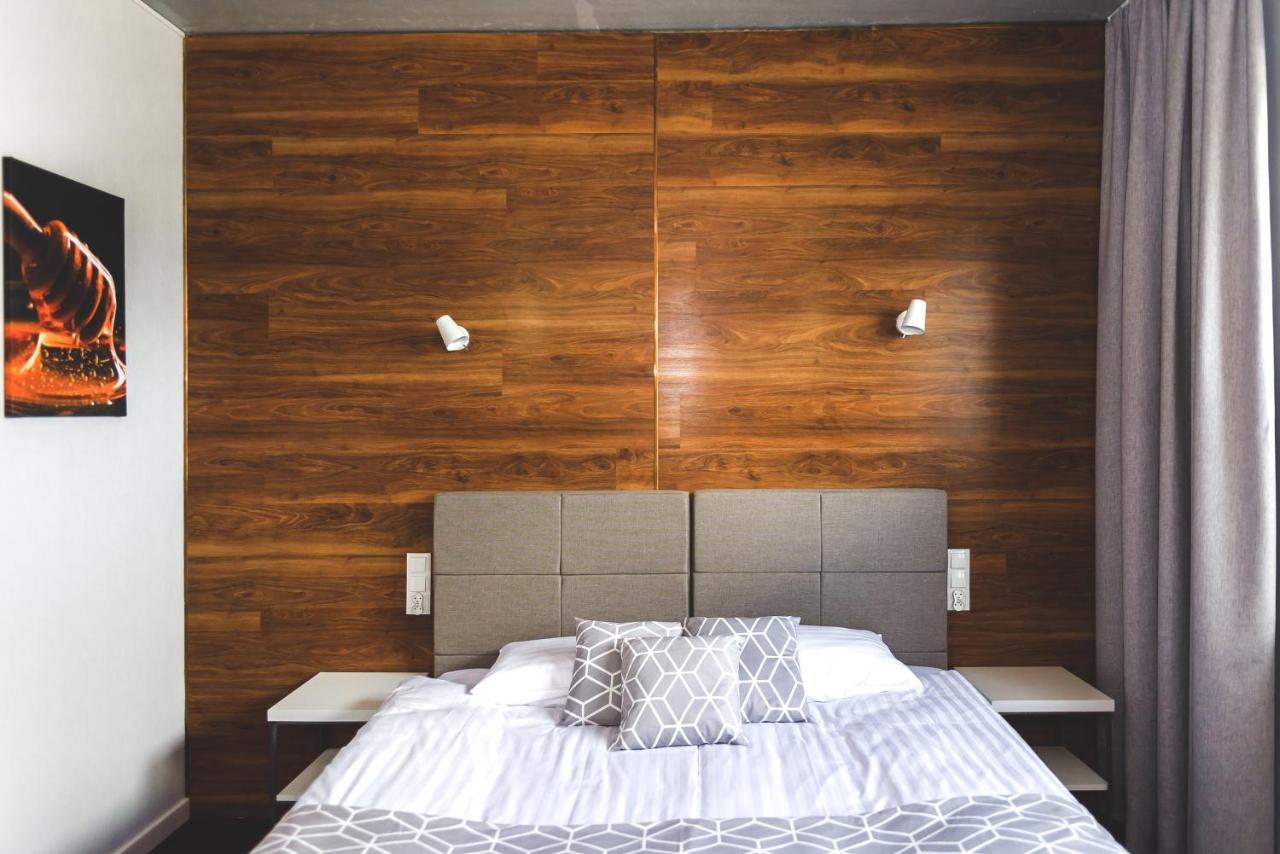 Hotel 107 Rumia Kültér fotó