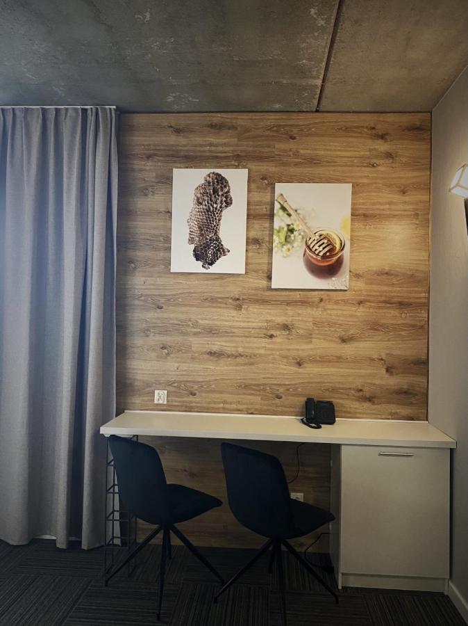 Hotel 107 Rumia Kültér fotó